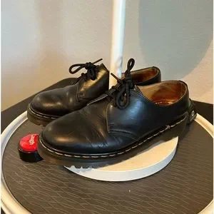 Original made in England doc martens, Laces, black shoes!???? Dr. Martens | Shoes | Original Made In England Doc Martens  main image 2
